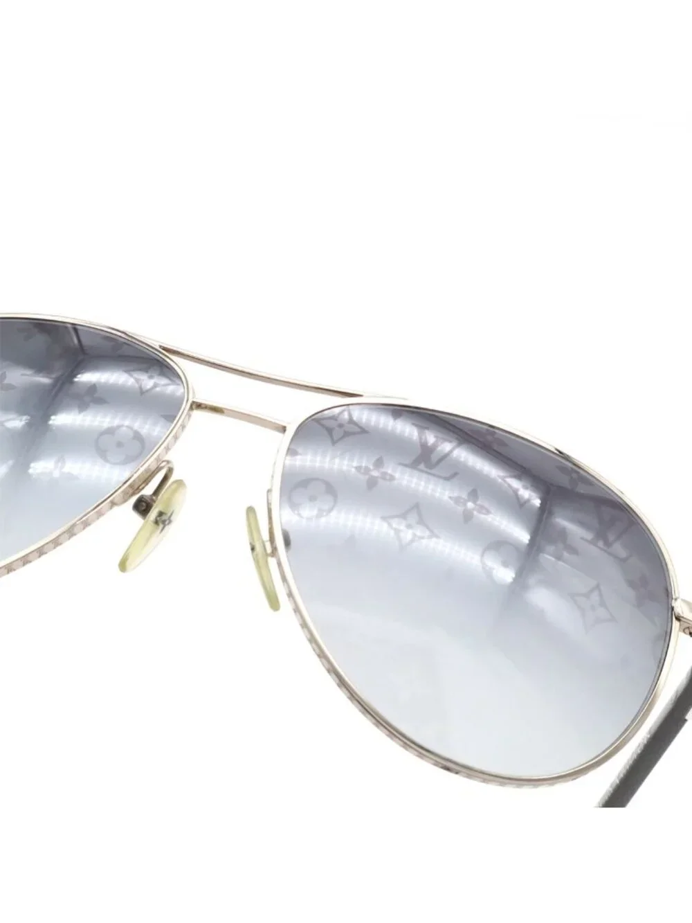 Louis Vuitton Sunglasses Monogram Conspiration Pilot Gray Gradient Teardrop
